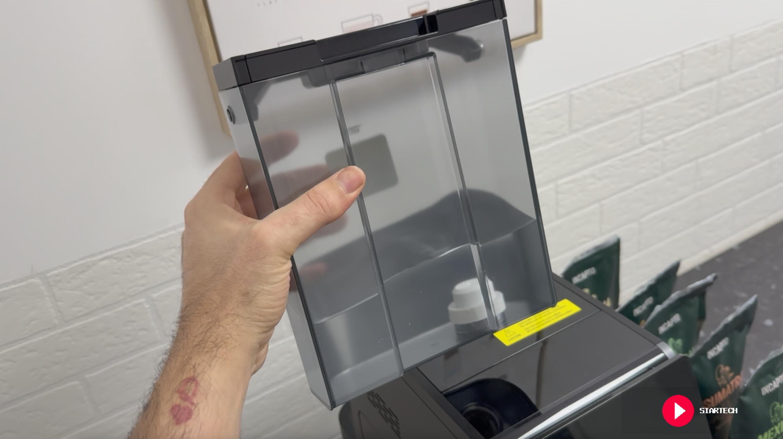 Cremmaet Lungo Latte - deposito agua