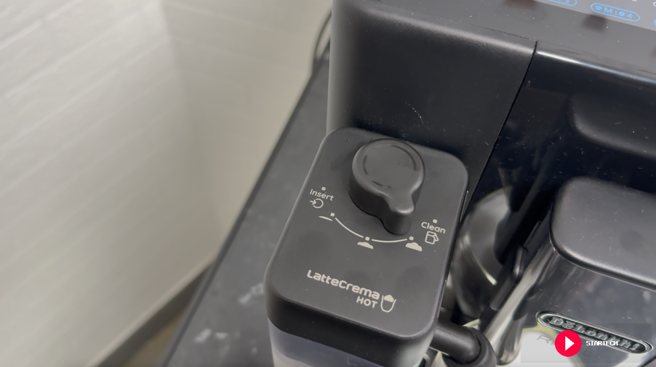 De'Longhi Rivelia - latte cremma hot