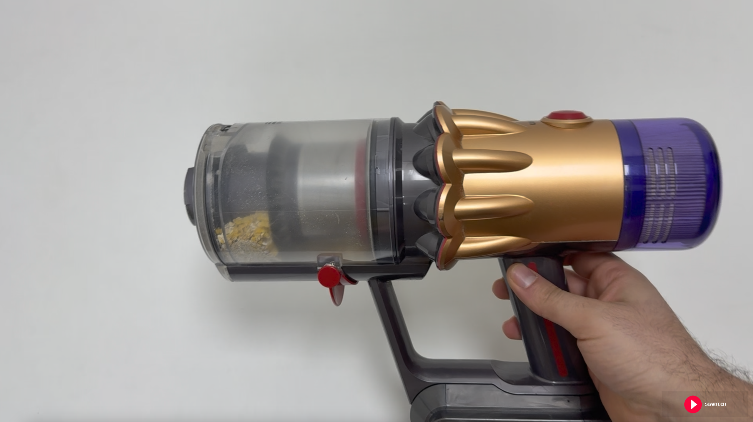 Depósito del Dyson V12