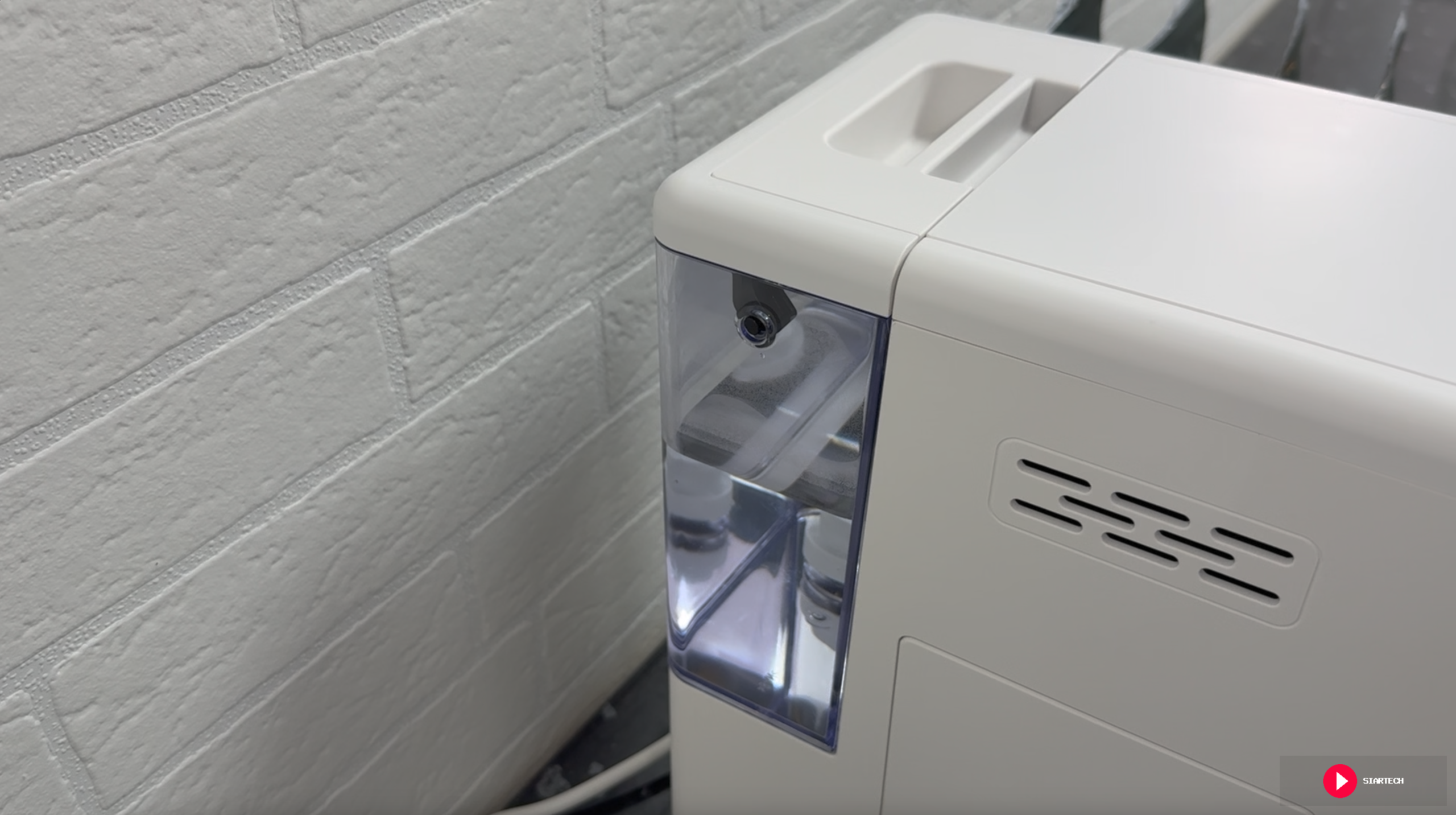 Depósito de agua de la Incapto Aura