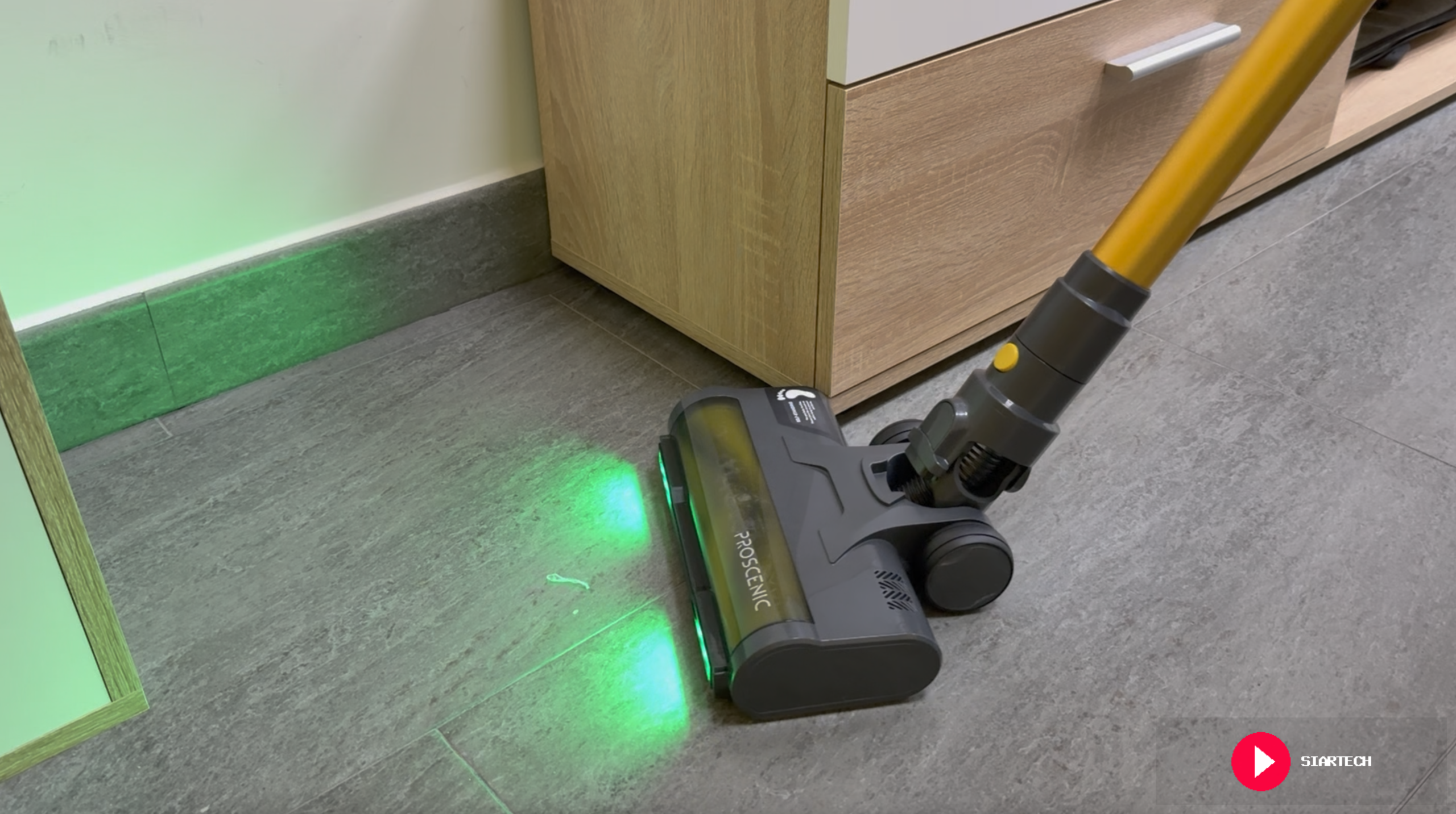 Proscenic P15 - cabezal con luz