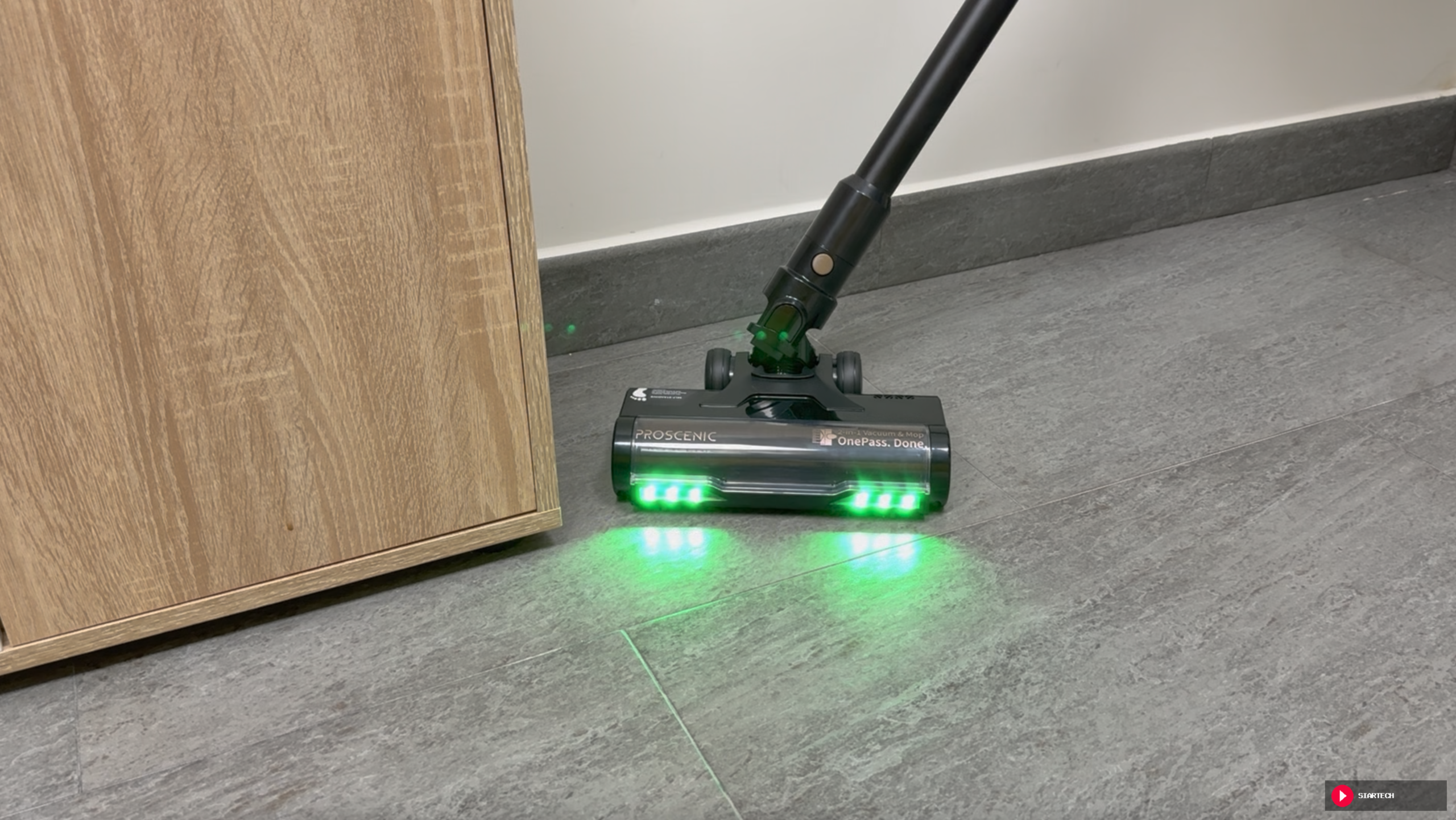 Cabezal del Proscenic P20 con luz verde